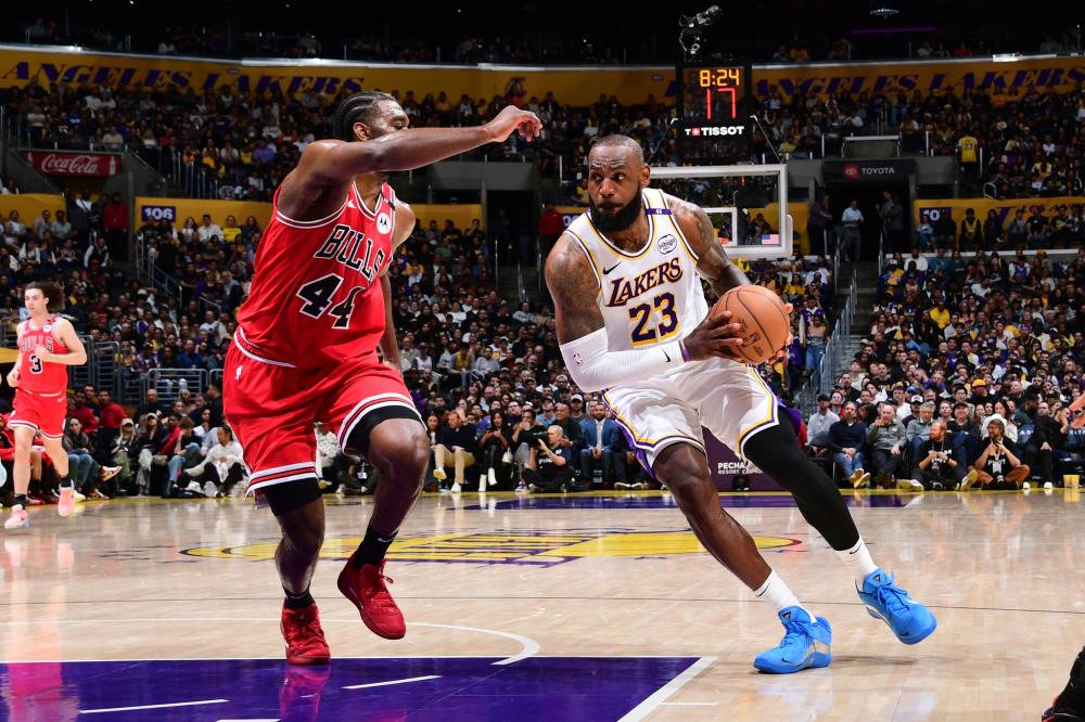 与俱乐部完 与俱乐部完